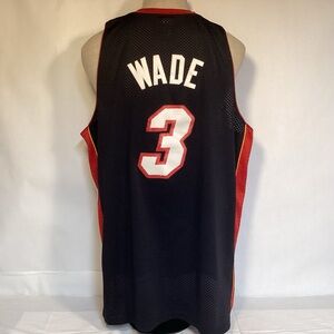 Dwayne Wade Miami Heat Basketball Jersey Men’s Size XXL
